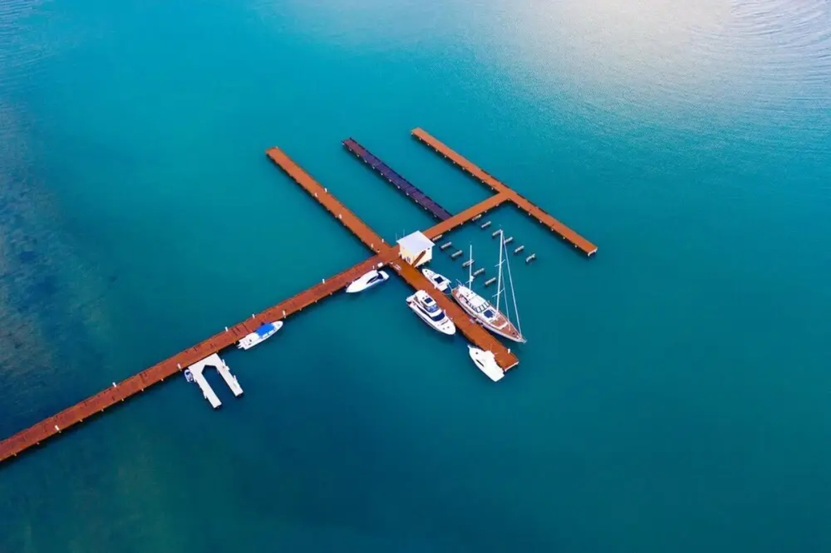Rum Punch- Beachfront Bungalow Pool Kayaks Pier