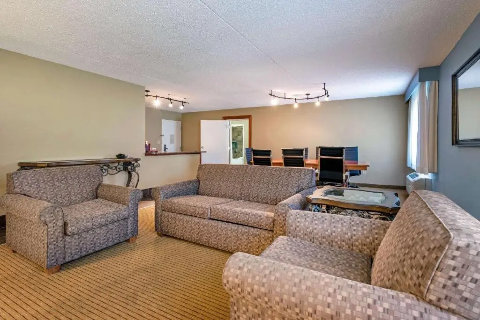 Clarion Hotel Conference Center Lexington North