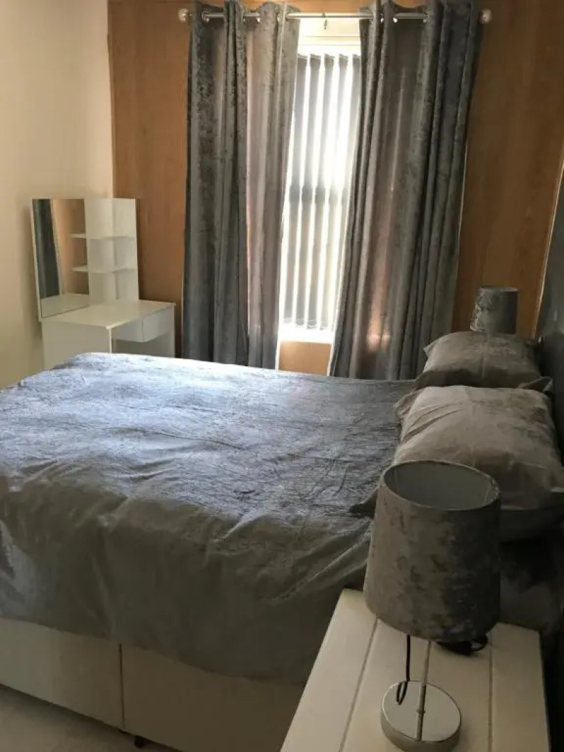 Sandy Pad's Apartments