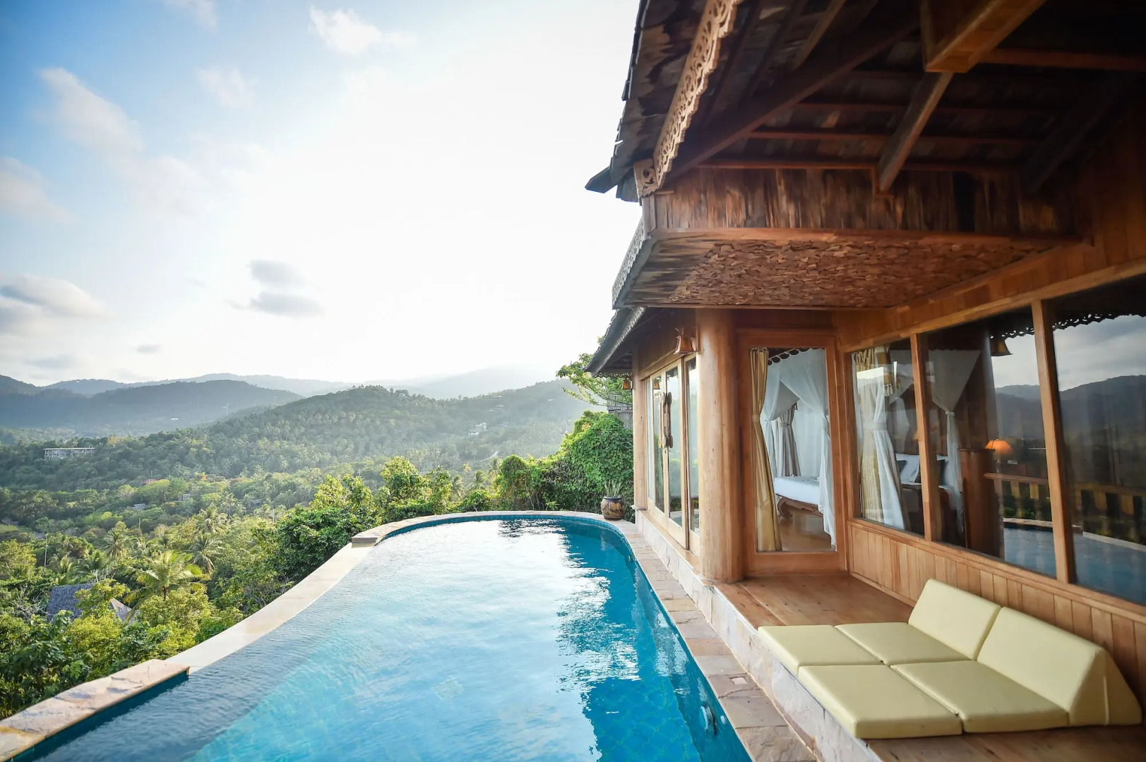 Курортный отель Santhiya Koh Phangan Resort & Spa