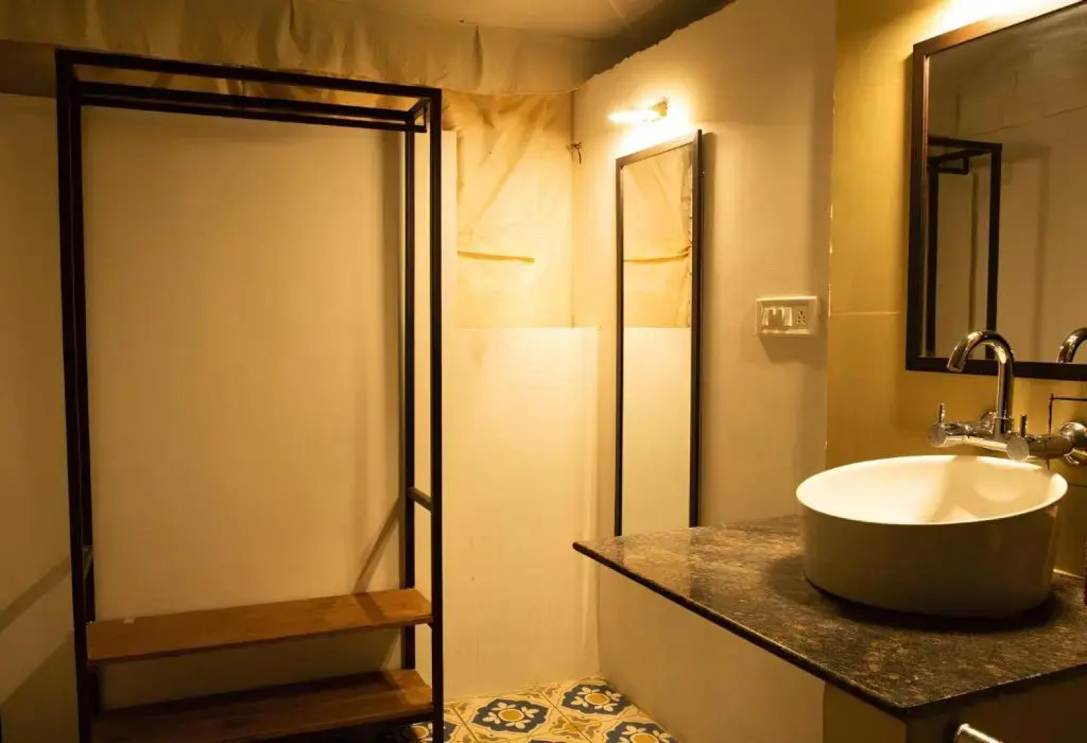 Rewa Hotels & Resorts