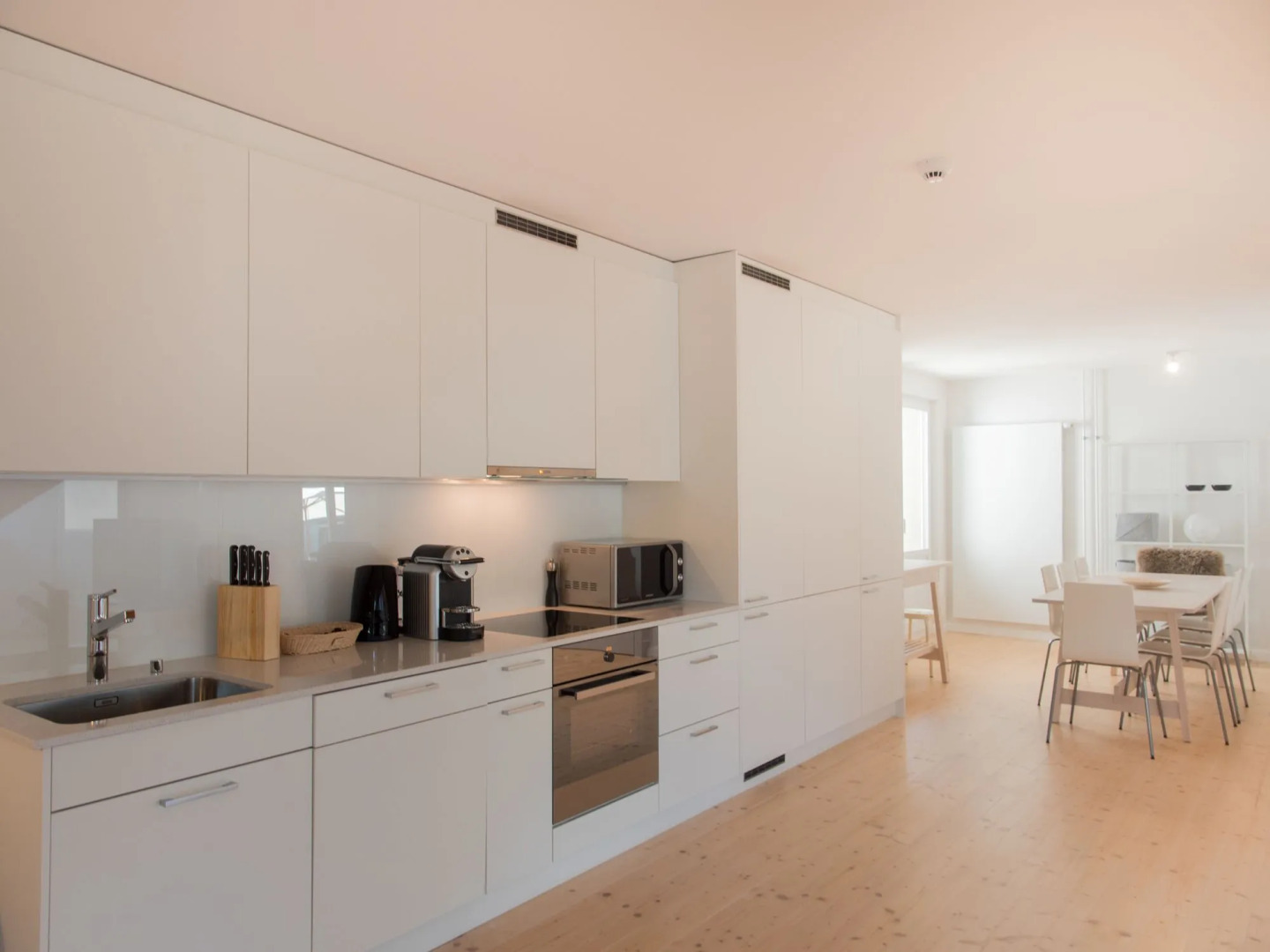 Top city center Lion Monument