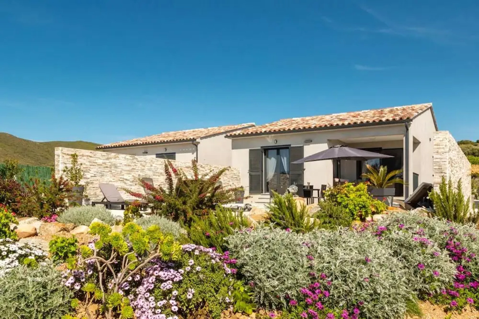 Villa With 2 Bedrooms in Palasca, With Wonderful Mountain View, Private Pool, Furnished Garden - 100 m From the Beach