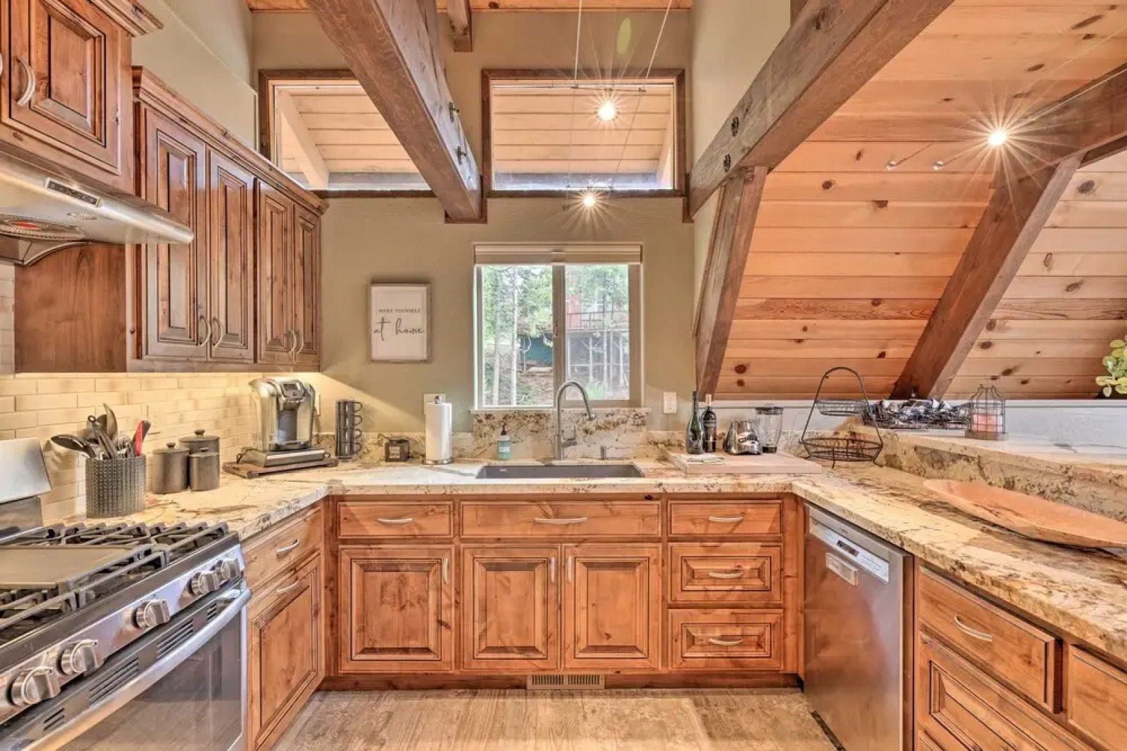 Game Room & Lake Access: Scenic Arnold Escape!