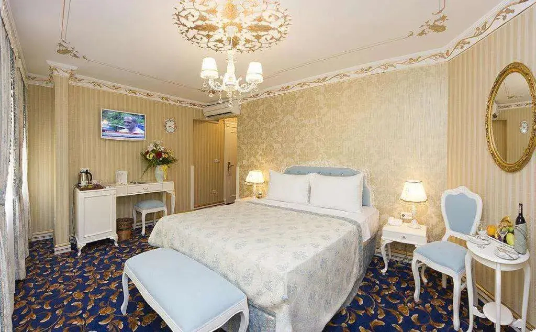 Villa Paradiso & Spa Hotel