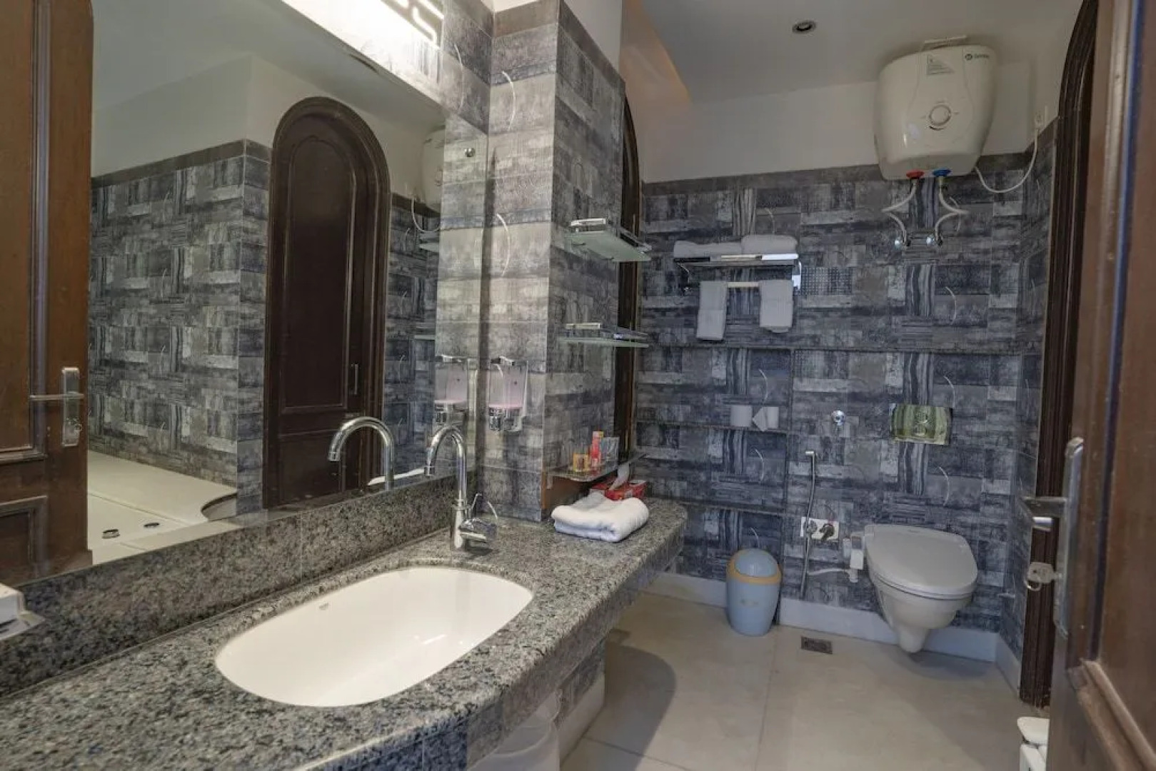 Narmade River View Resort