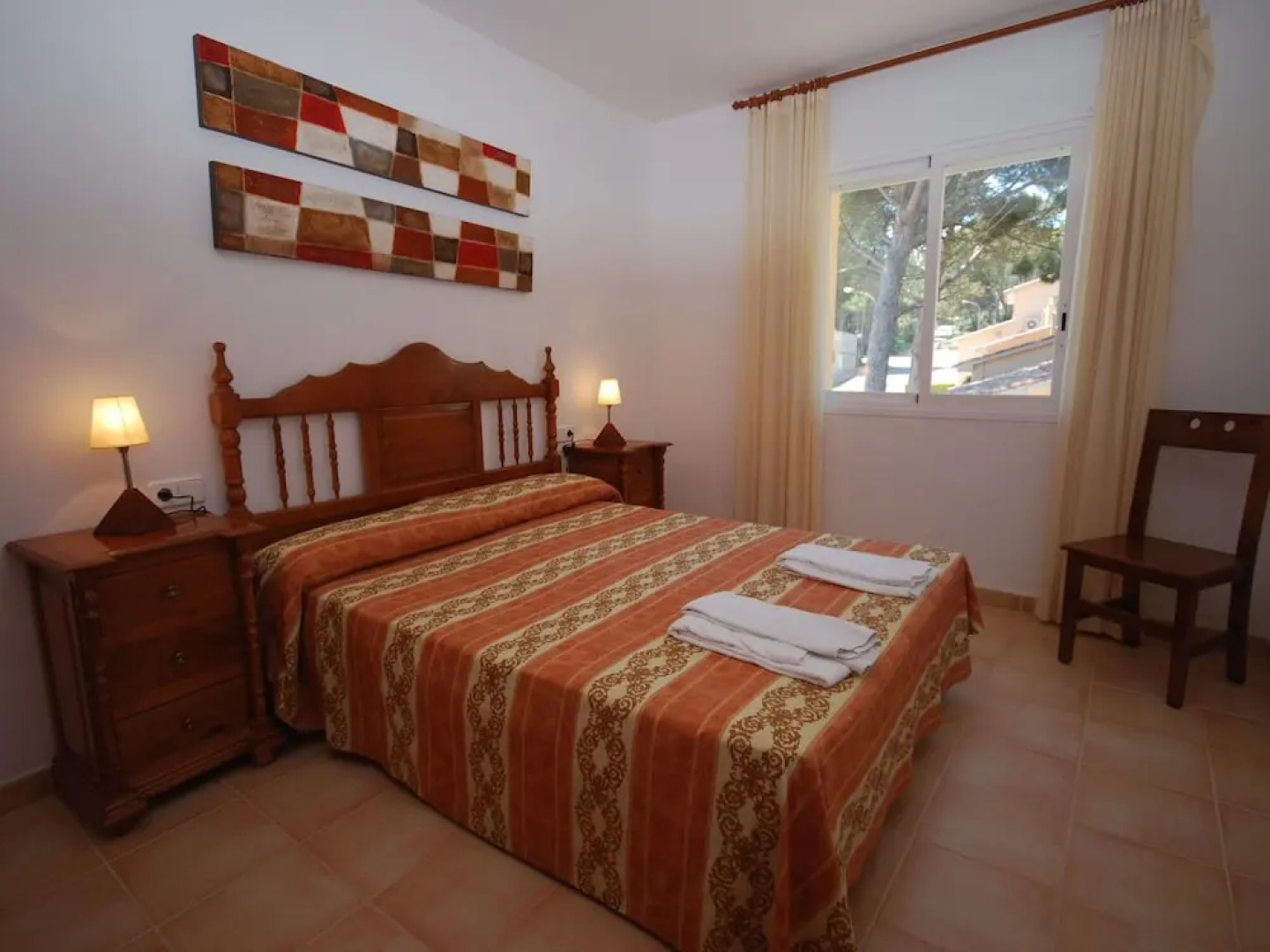 Beautiful Holiday Home With Dishwasher at 900m. From the sea