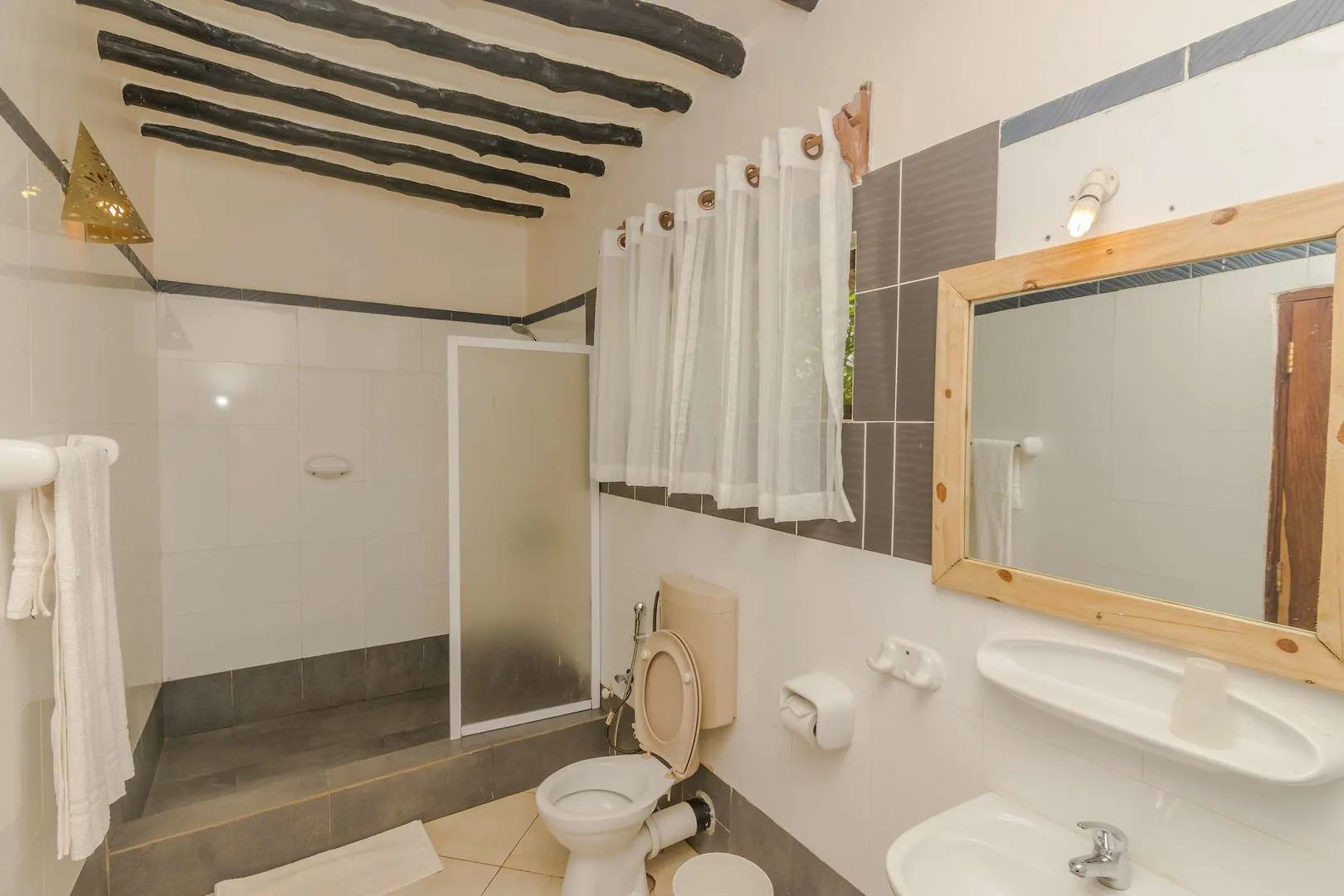 Tanzanite Beach Resort