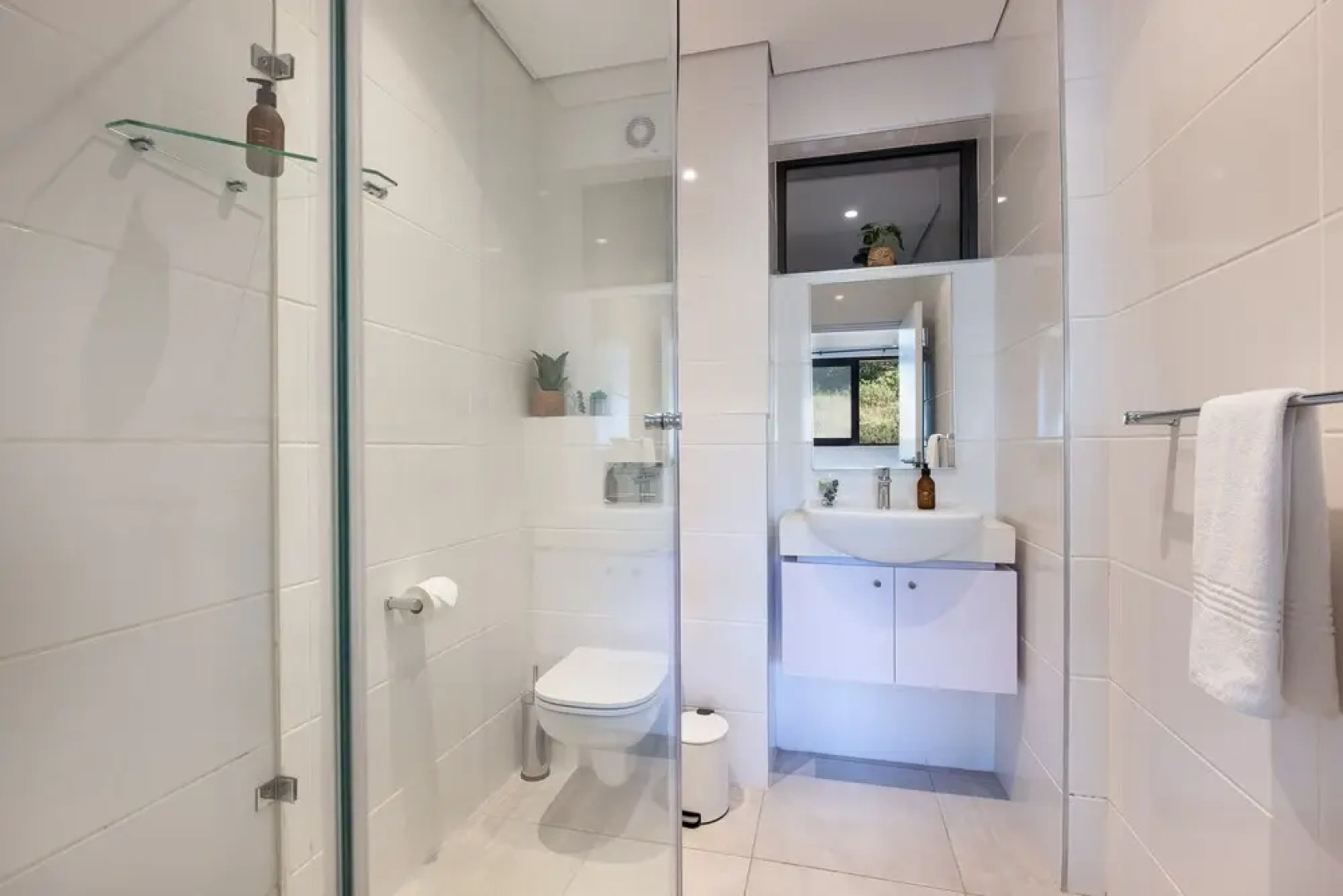 243 Zimbali Lakes Boulevard Suites