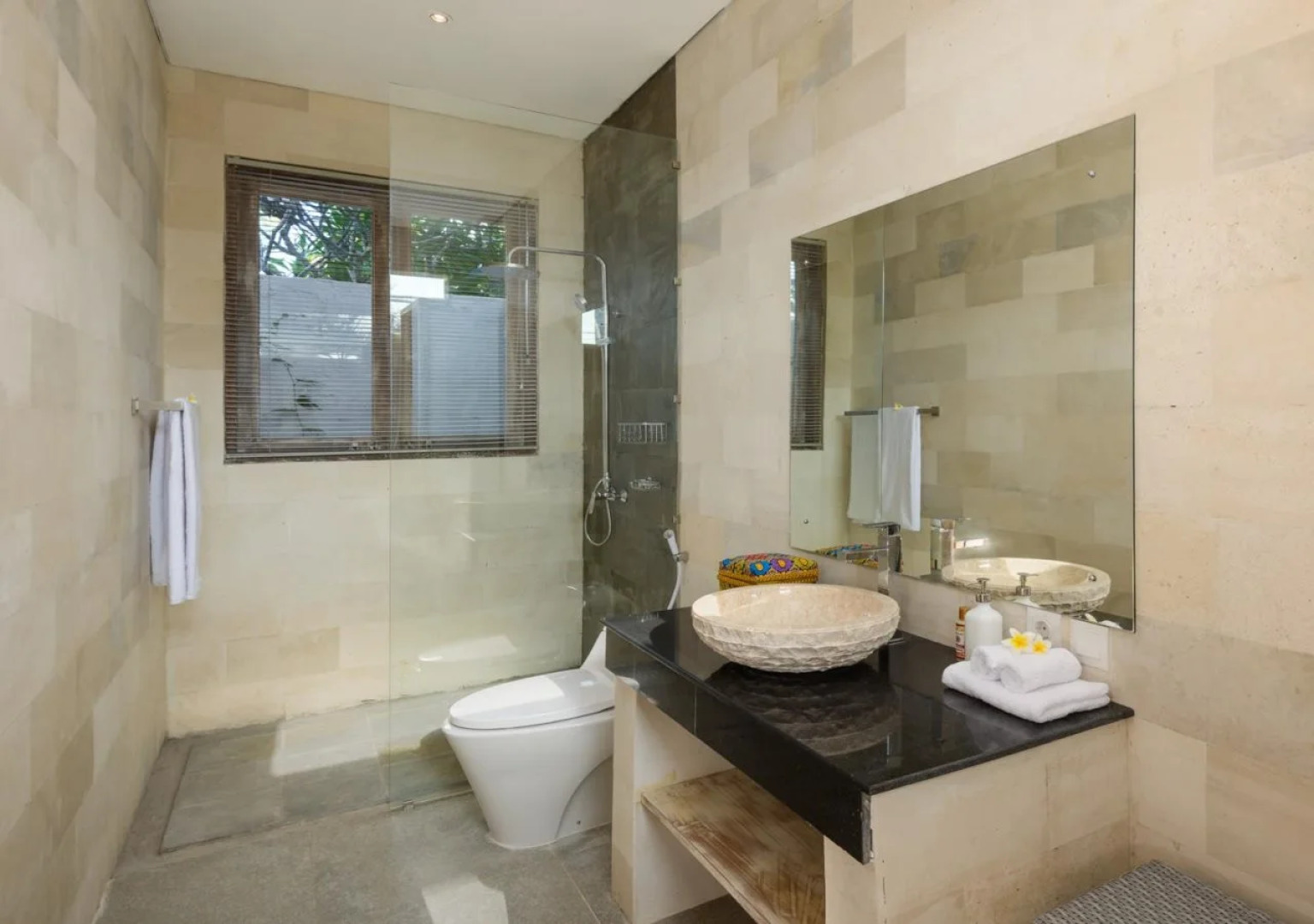 Adinda Balangan Beach Villa