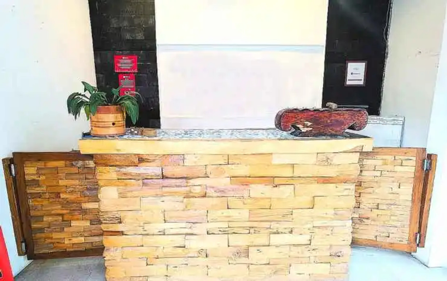 OYO 90191 Gufron Hotel