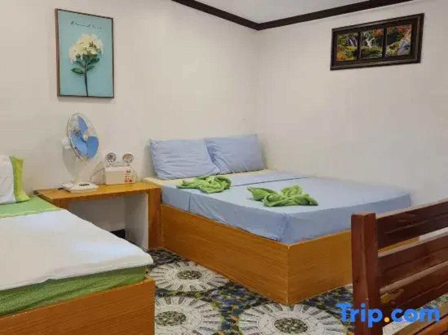 Tambayan Rooms & Cottages by SMS Hospitality