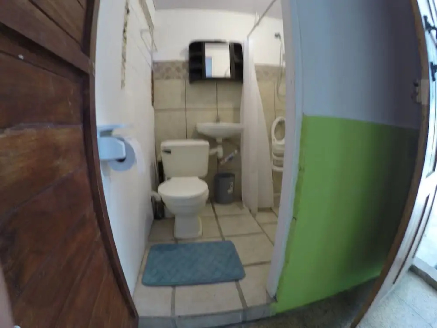 Esterillos Beach House Hostal