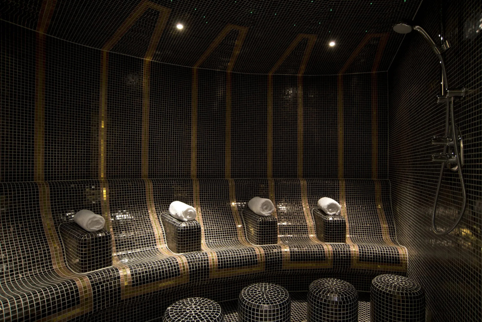 DAMAC Maison Mall Street