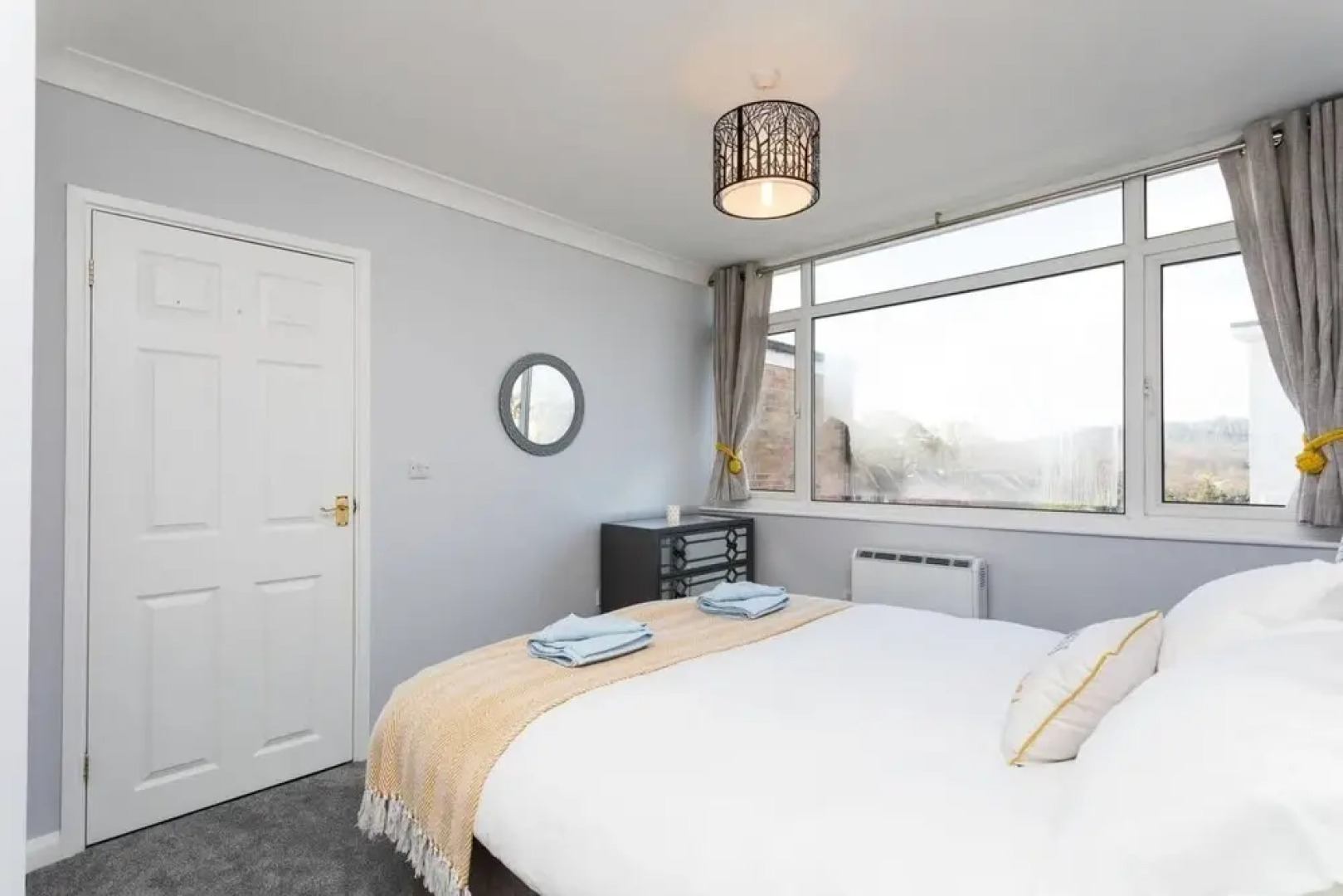 Queens 1 bed Apartment, Close to Town Centre