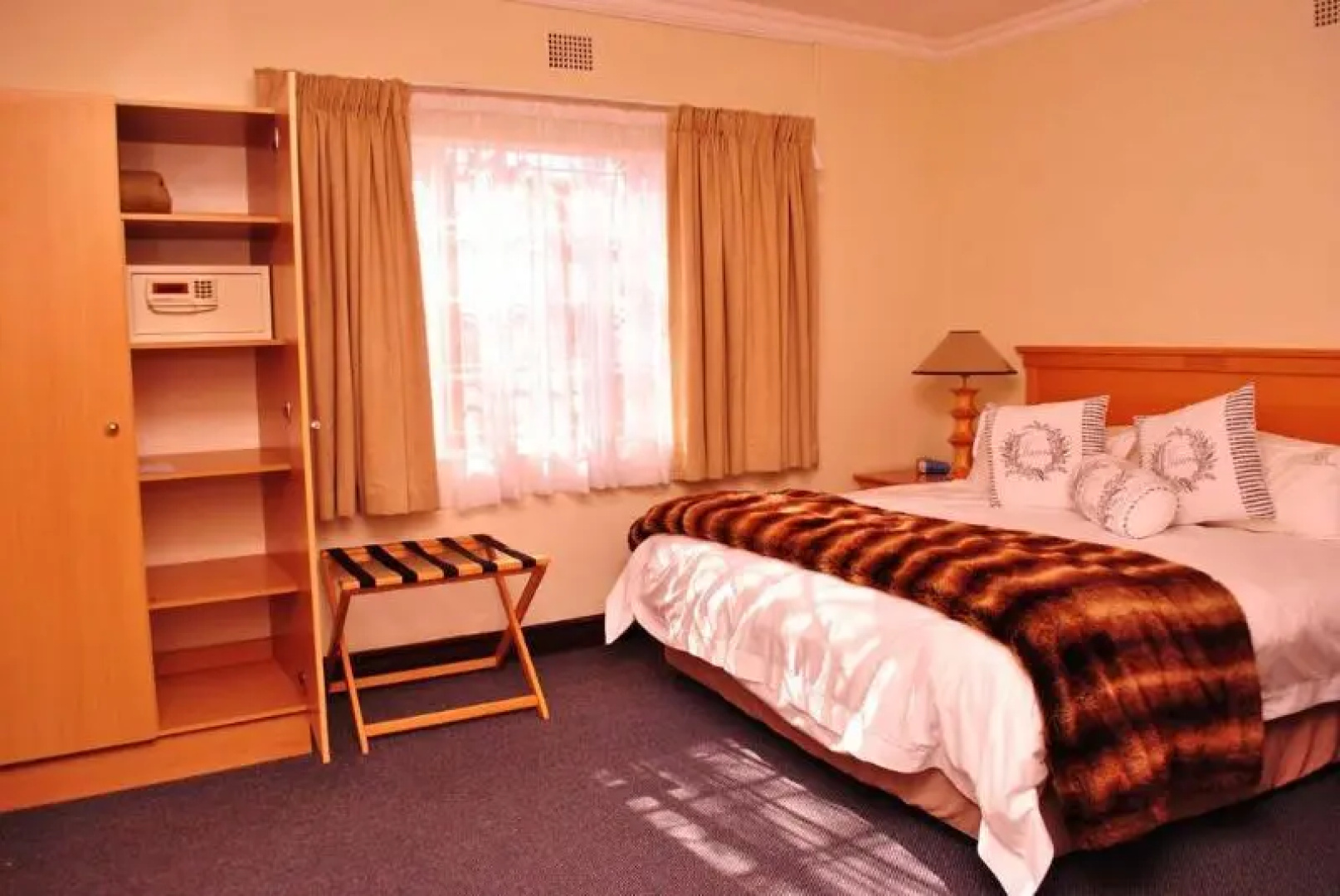 The George Hotel