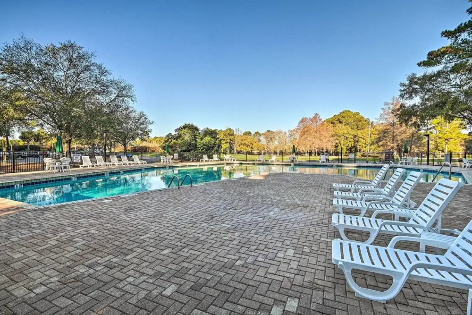 Resort Villa on Golf Course With Beach Access!