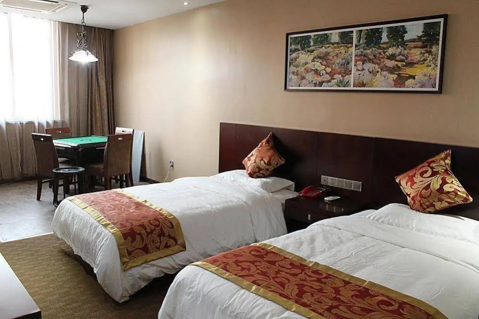 Yangzhou Dongfang Aogu Siting Hotel