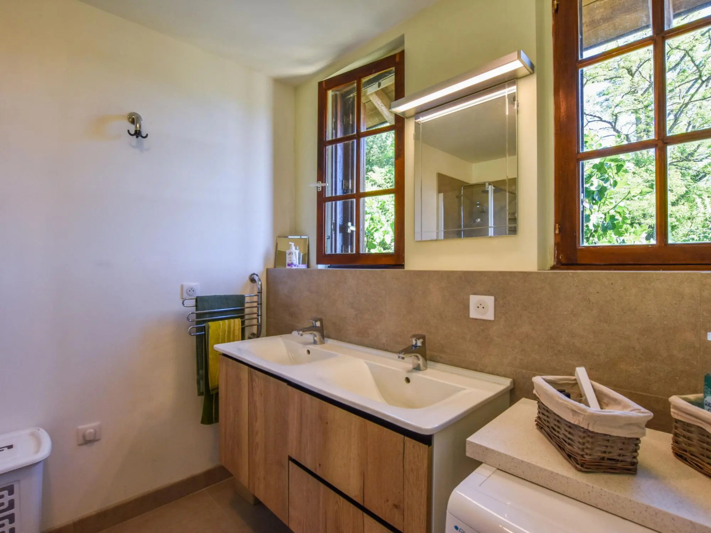 Gorgeous Mansion in Thizay With Private Swimming Pool!