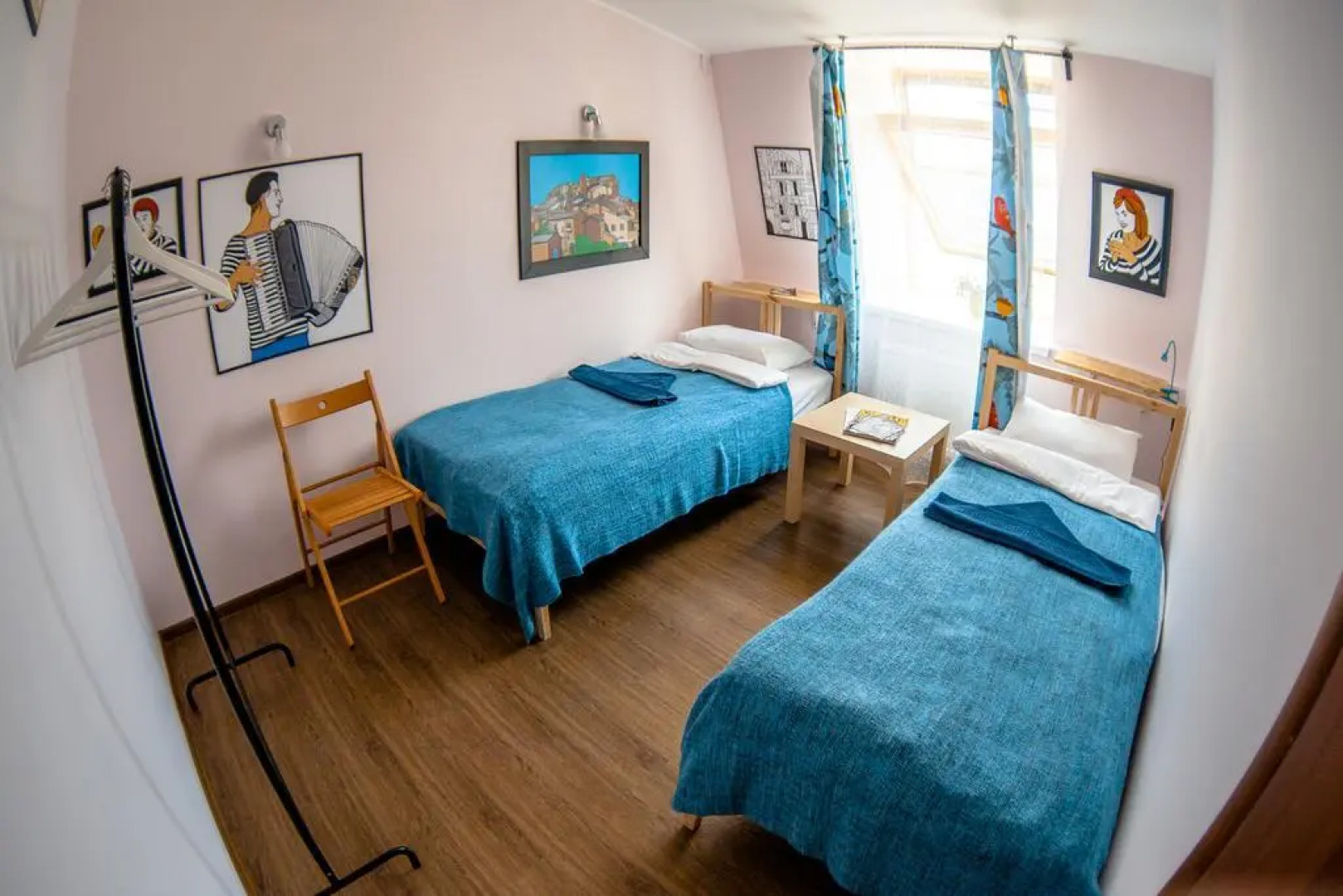 Хостел Angel Court Yard