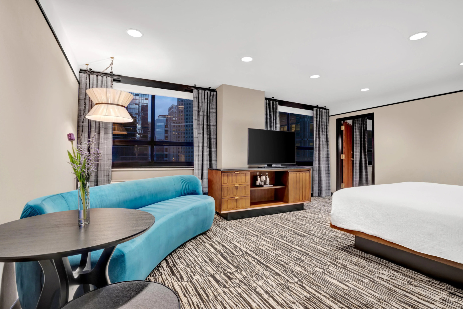 Hotel Indigo Minneapolis Downtown by IHG