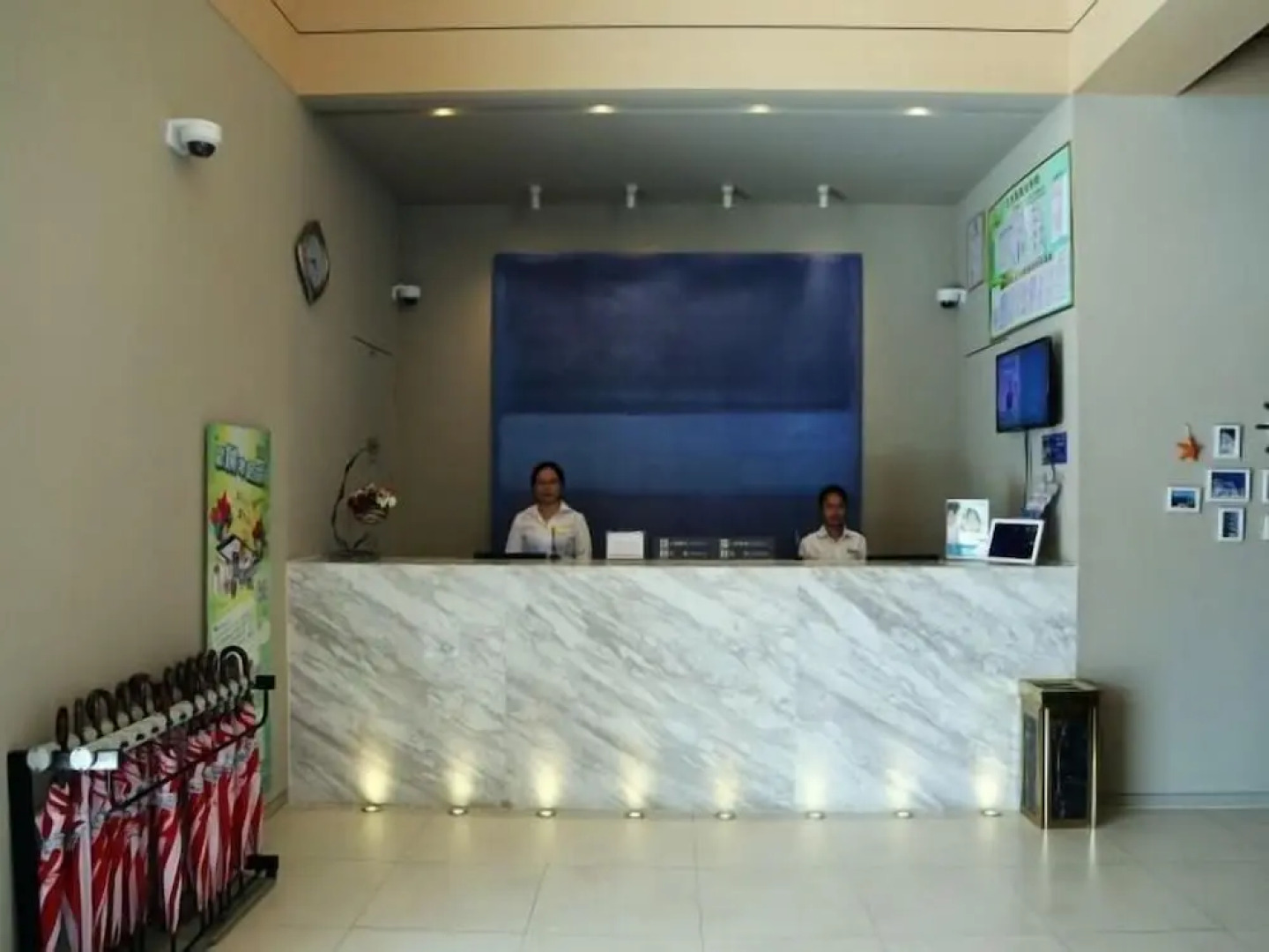 Jinjiang Inn Select QinZhou East Station City Government