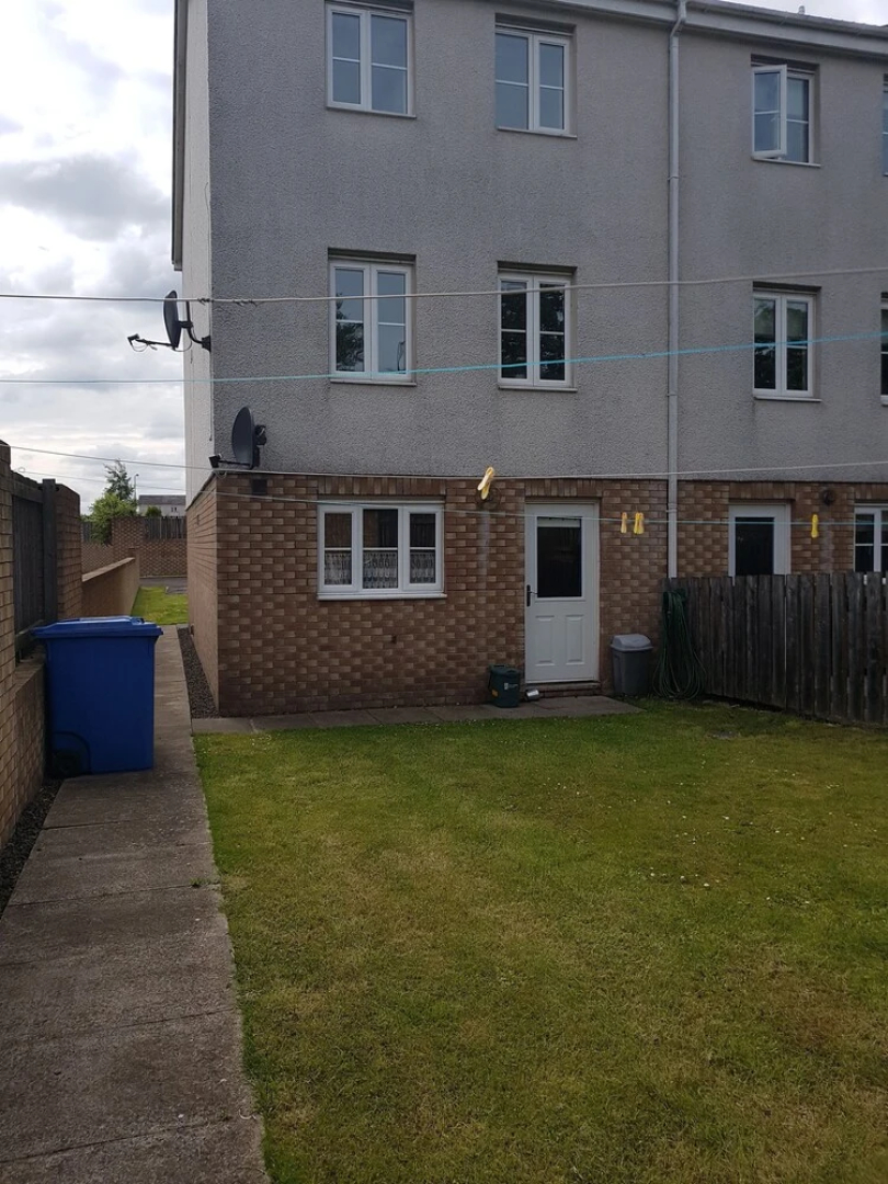 Livingston 4 Bedroom Townhouse
