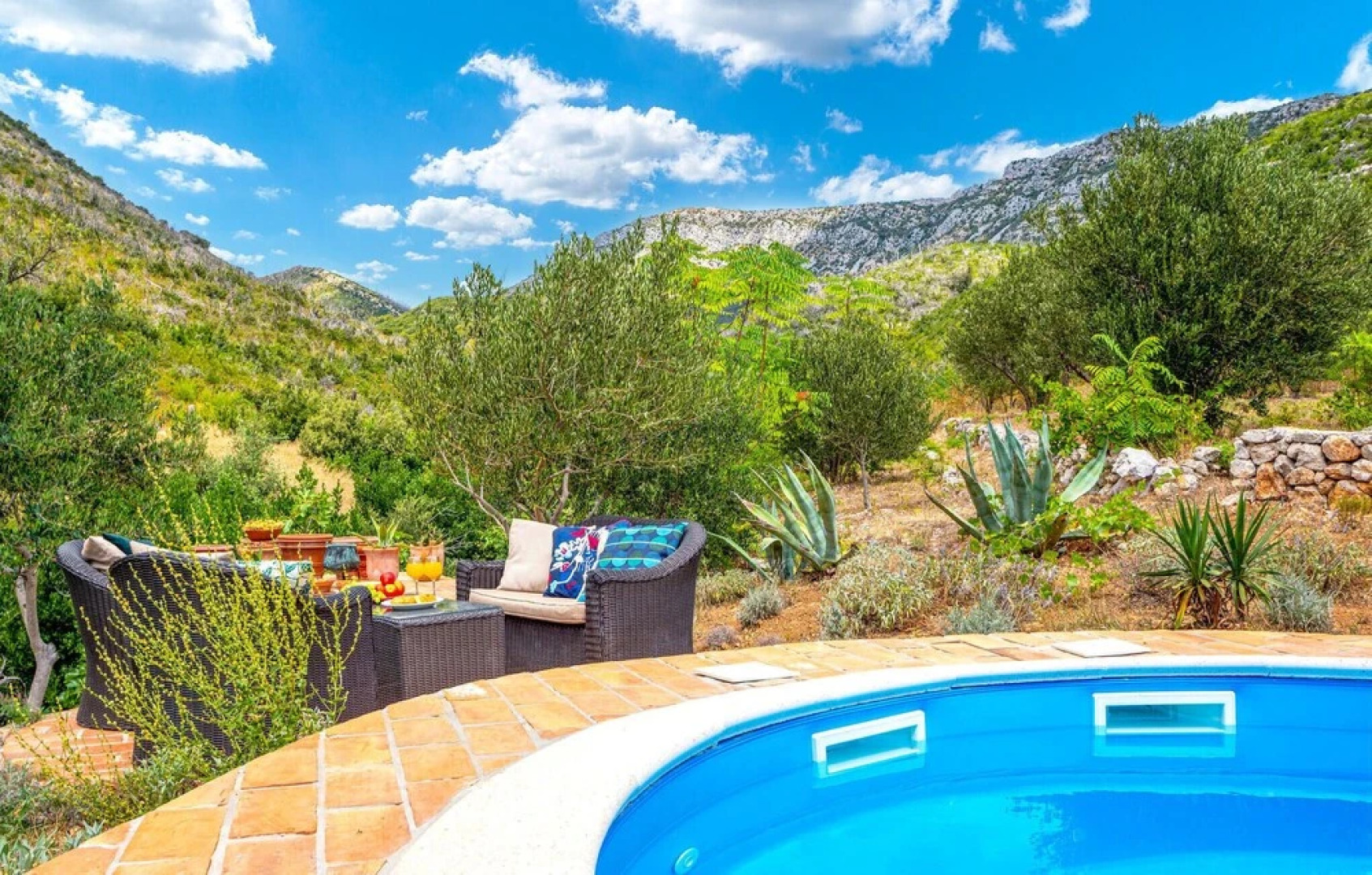 Amazing Home in Trstenik with Hot Tub, WiFi & 2 Bedrooms