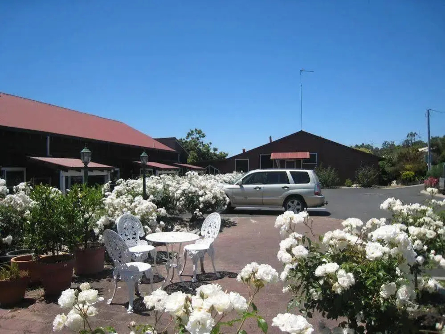 Pemberton Old Picture Theatre Holiday Apartments