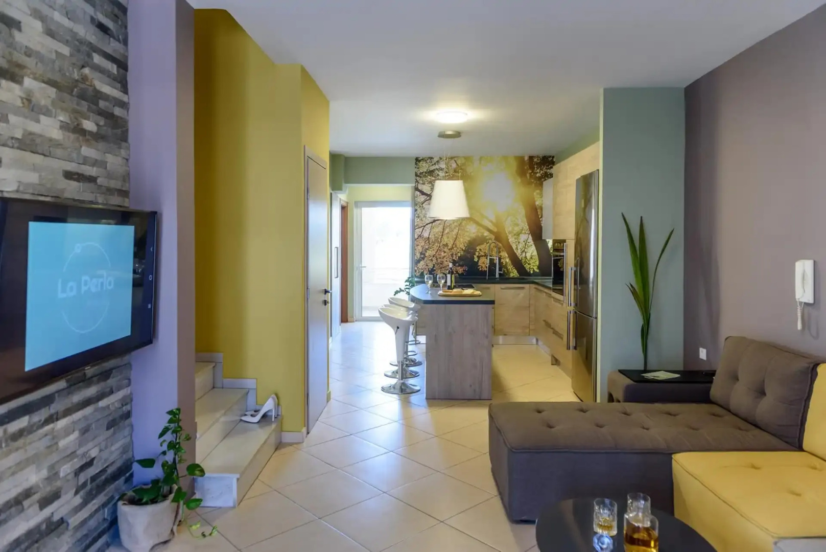 Villasdinafplio - La Perla & La Diva