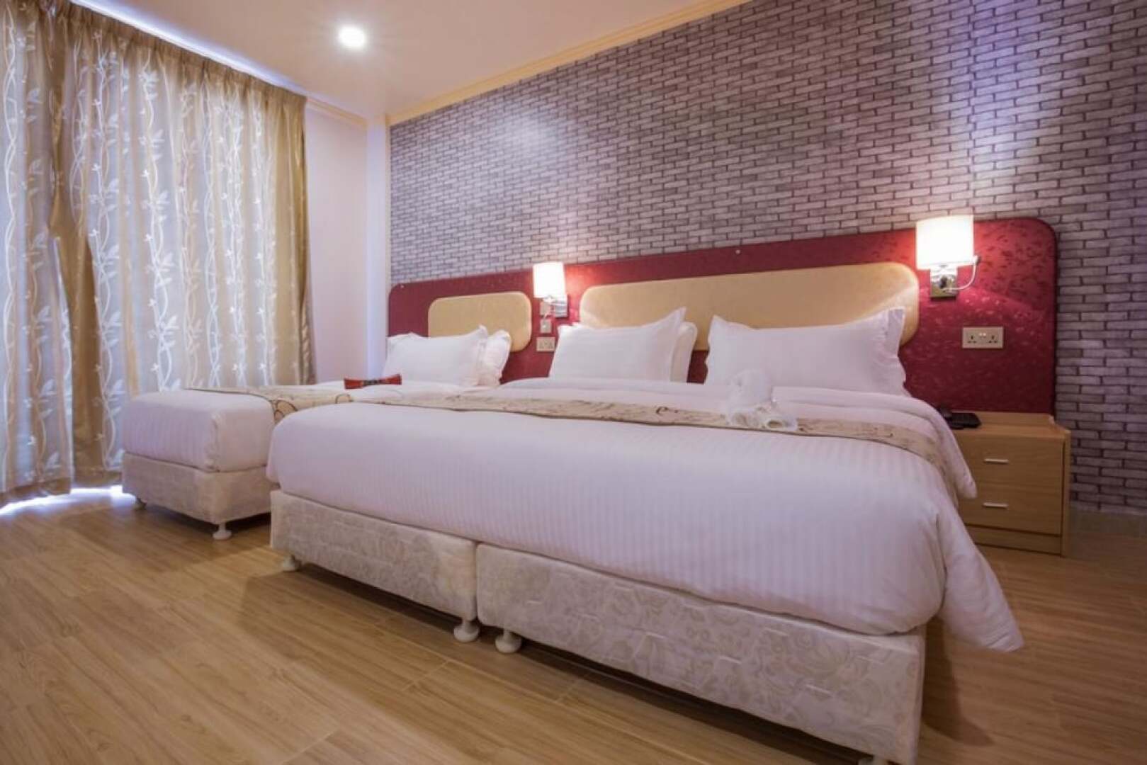 Отель Sunrise Beach and Spa