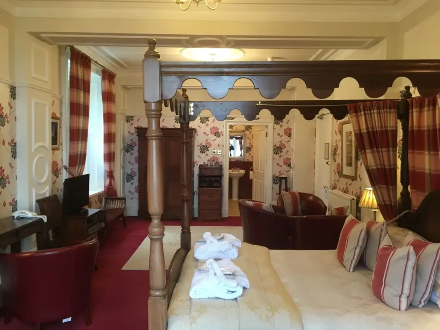 Abbots Brae Hotel