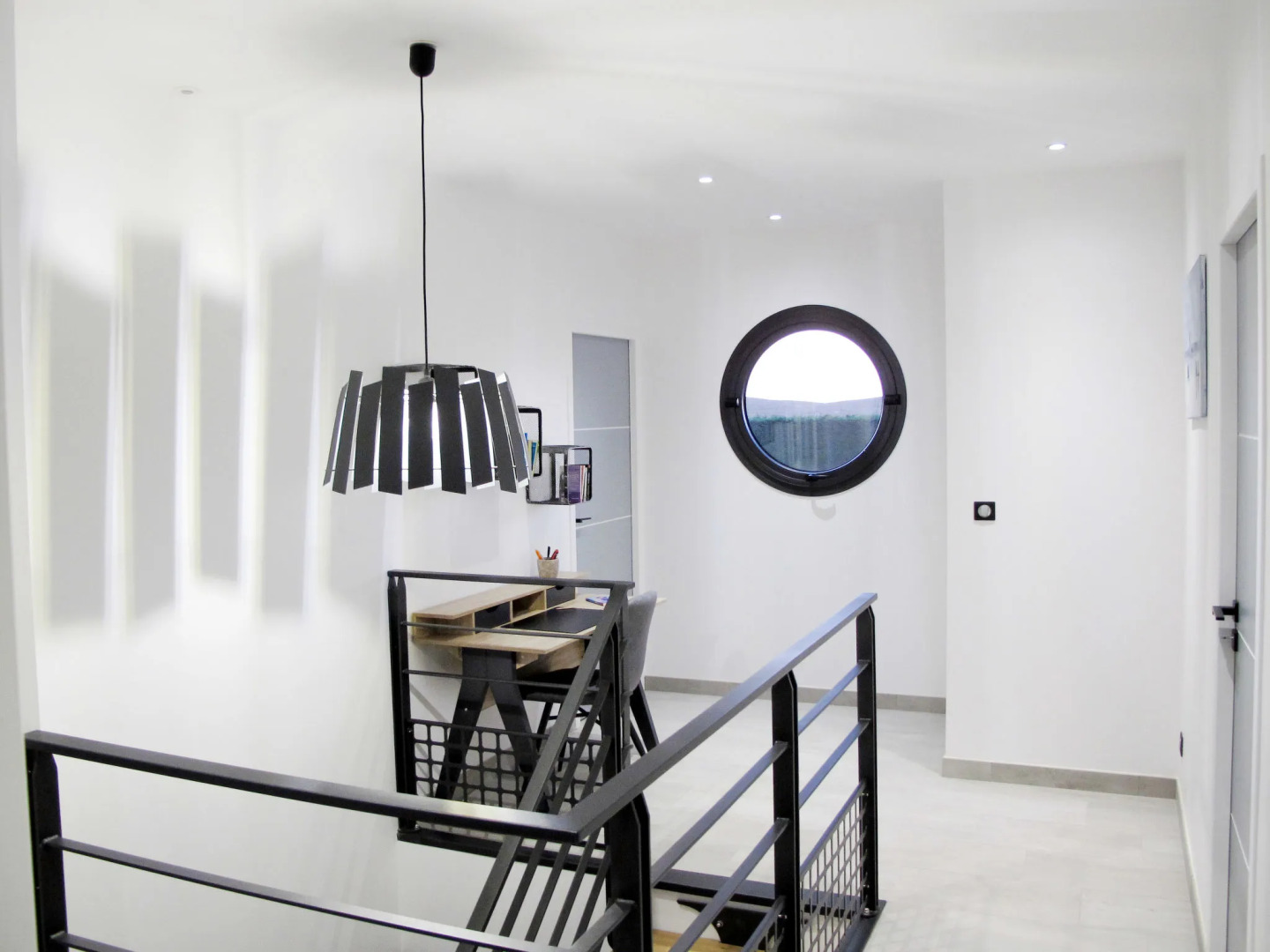 Pirou Beach (PIP402)