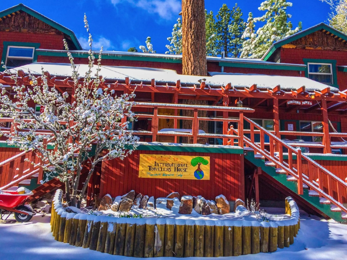 ITH Big Bear Lake Mountain Hostel & Lodge