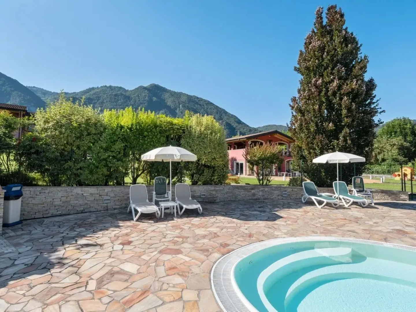 Apartment on Lake Idro With Pool