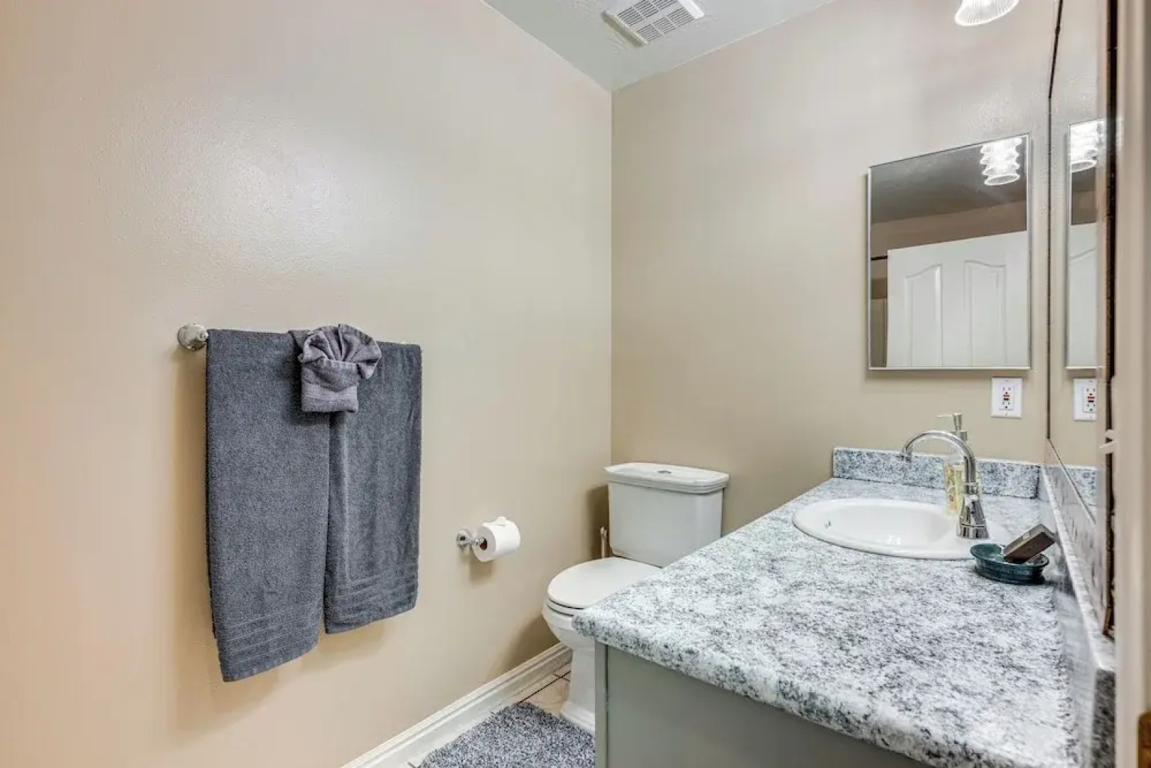 Spacious Mesquite Home ~ 3 Mi to Golf Courses!