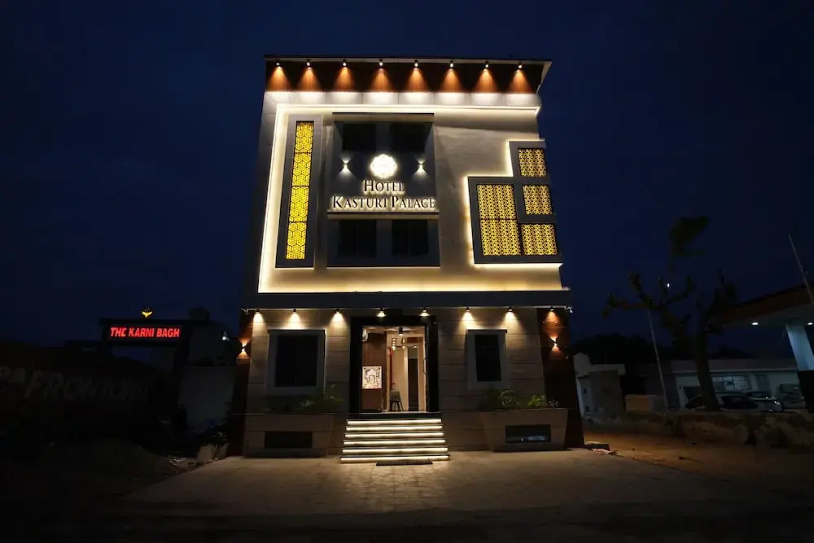 Hotel Kasturi Palace