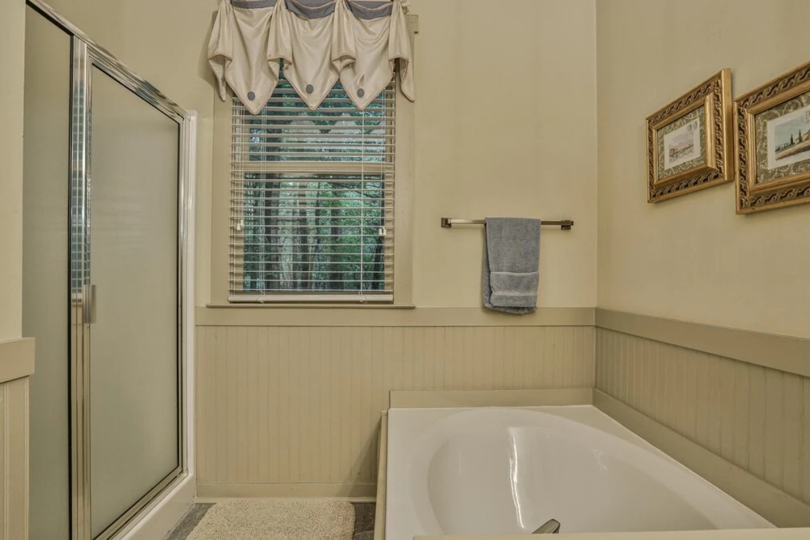 2 Duck Creek Cottage