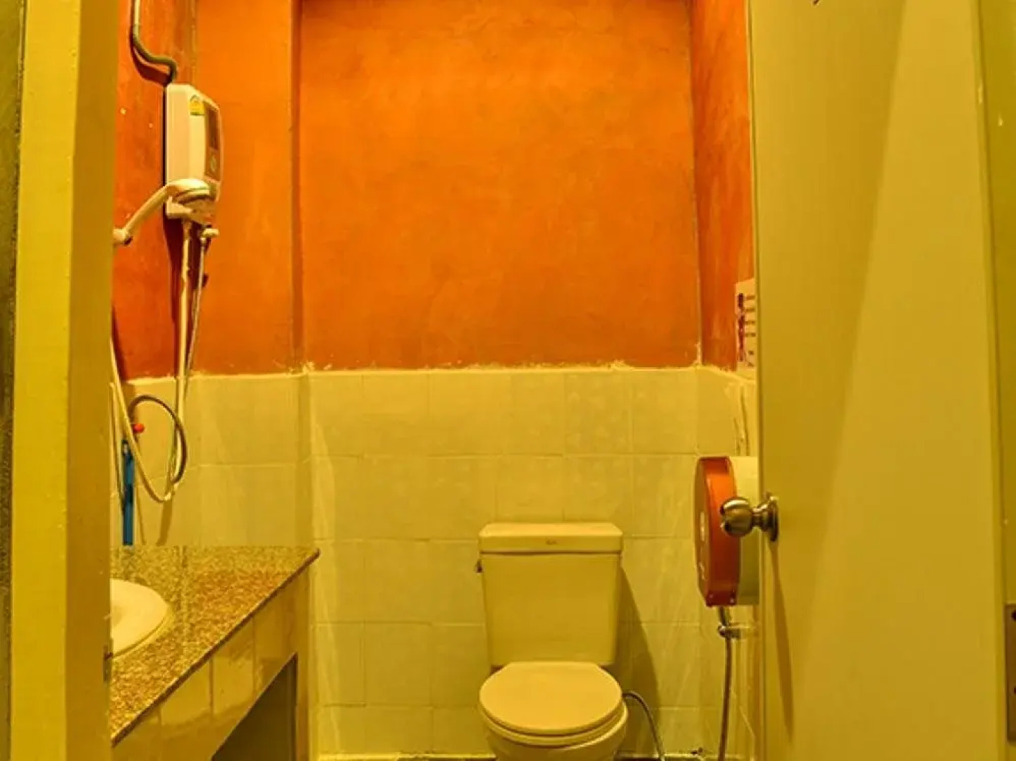 Baan See See Moutain View