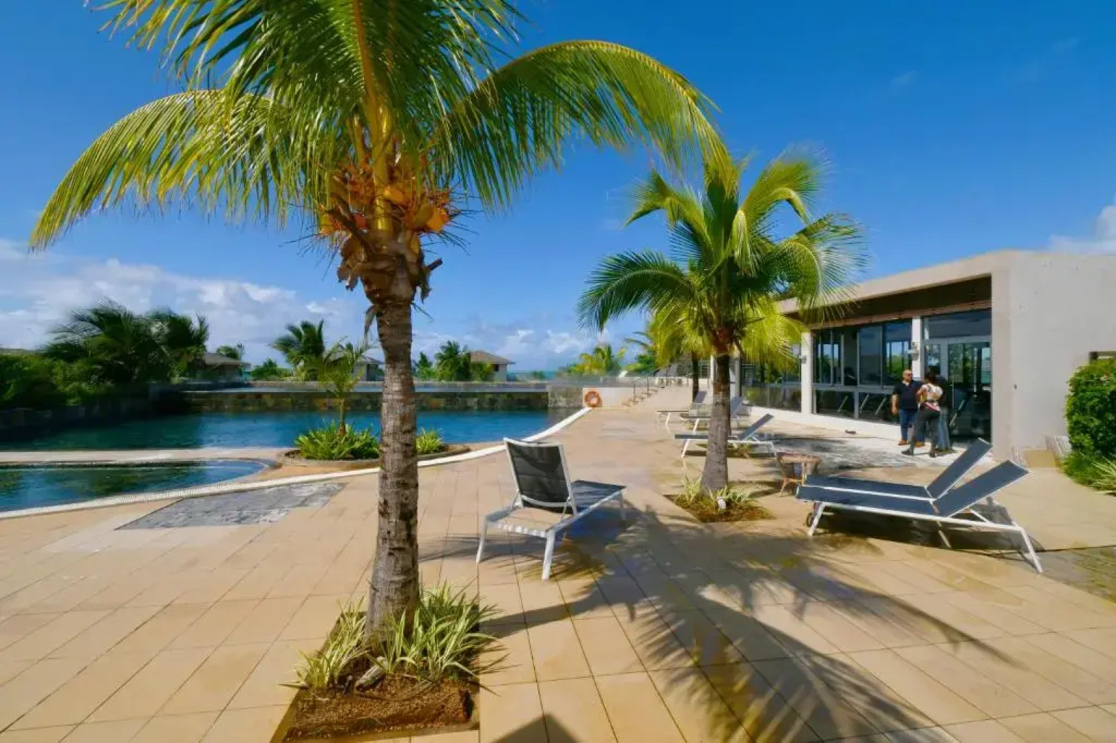 Azuri Ilea 37 with private Garden