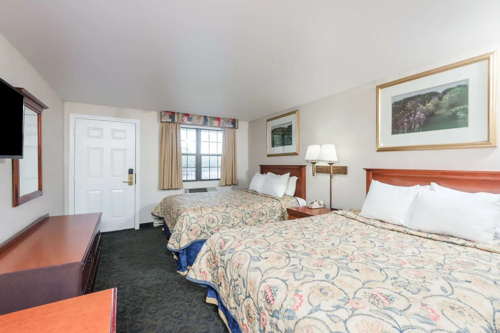 Knights Inn North Attleboro