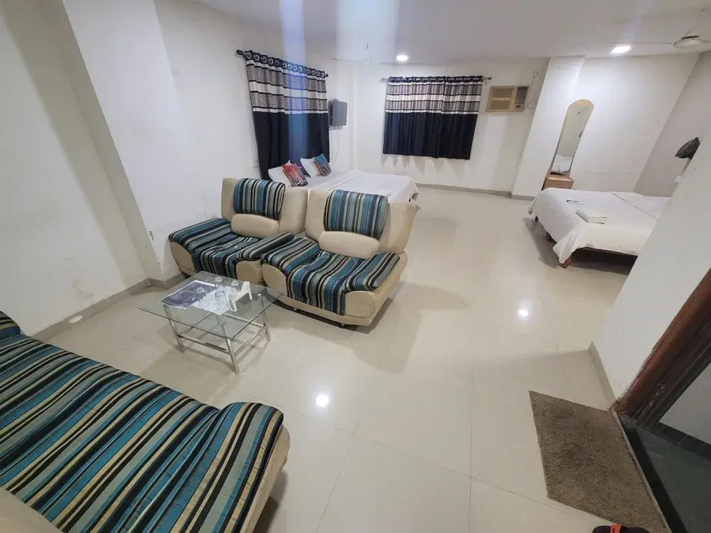 Hotel Virasat Mandav