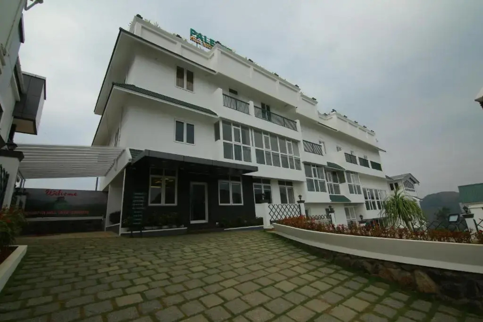 Palette Hill View Resort