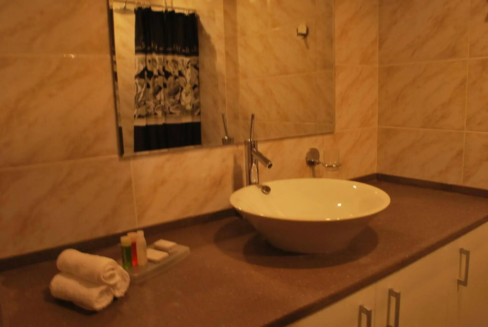 The Mansion Suites