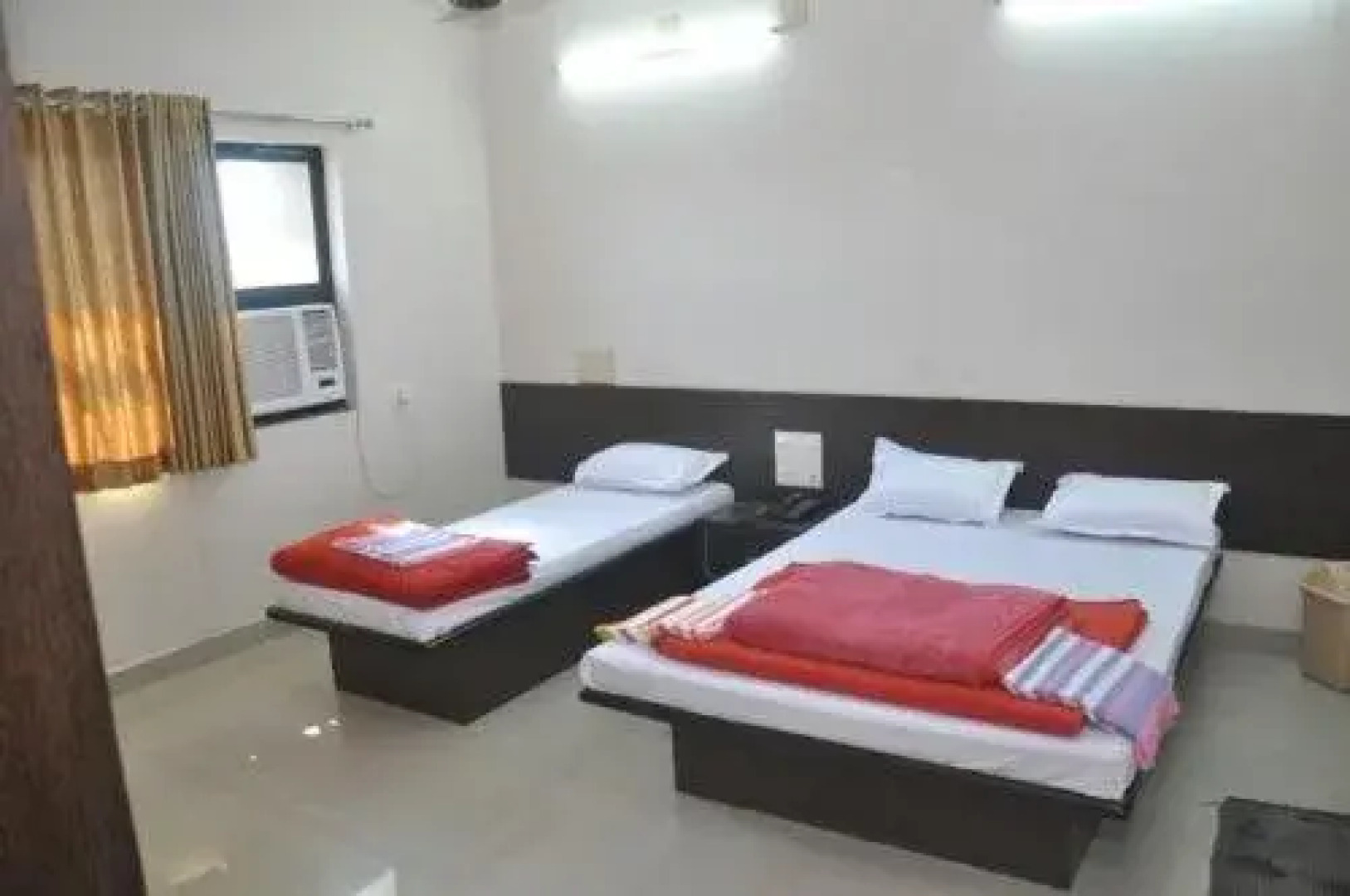 Hotel Shree Gurukrupa