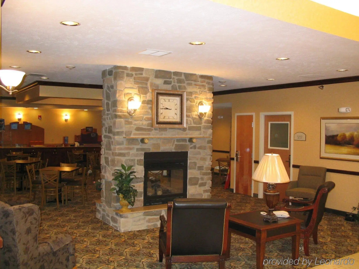 Holiday Inn Express Hotel & Suites Bismarck by IHG