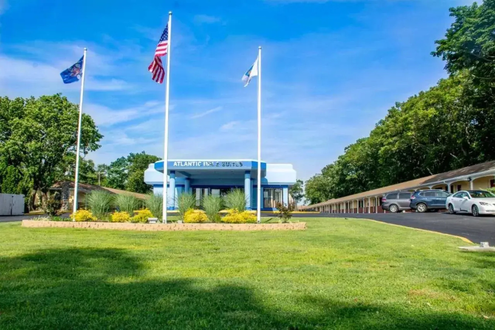 Atlantic Inn & Suites