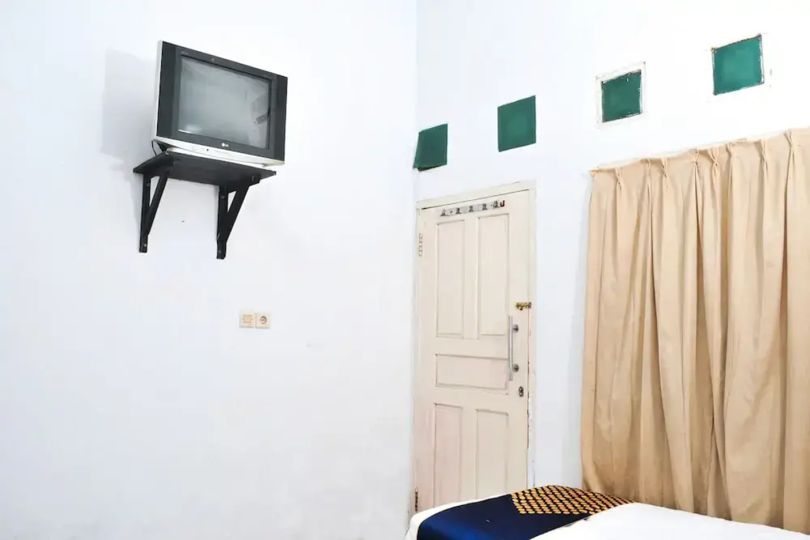 SPOT ON 2501 Rendy Putra Malingping