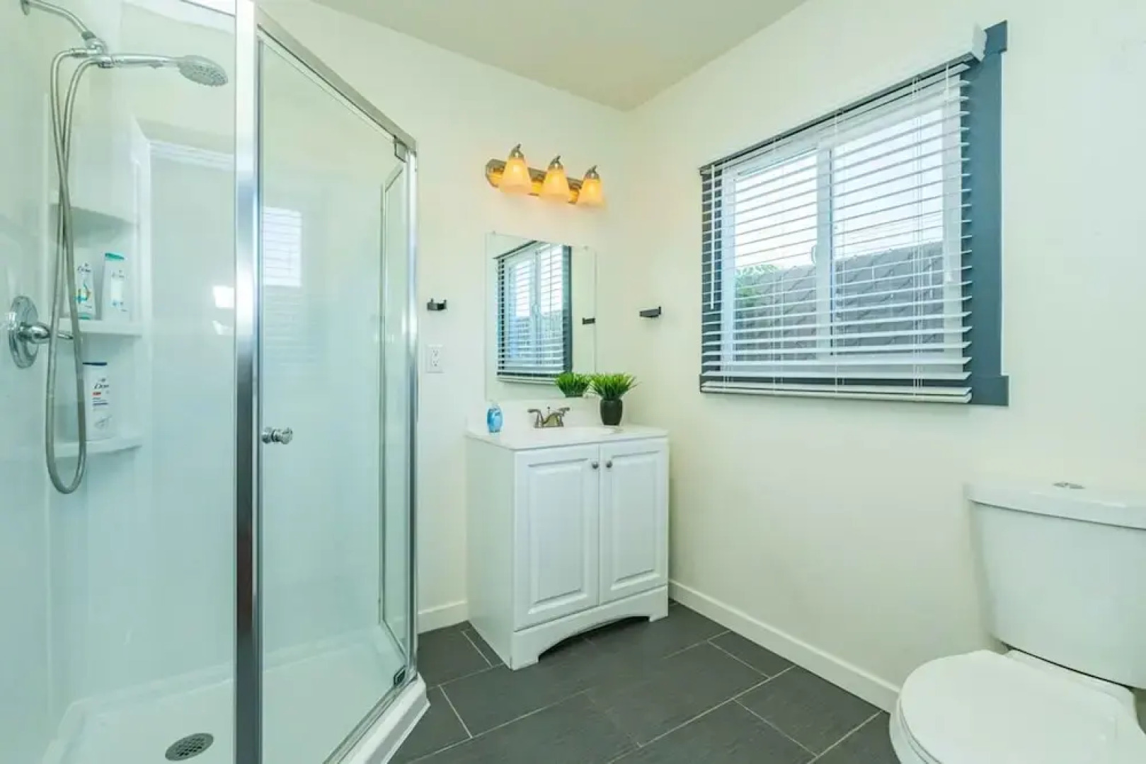 Elegant Comfort on Historic Route 66 Attractions