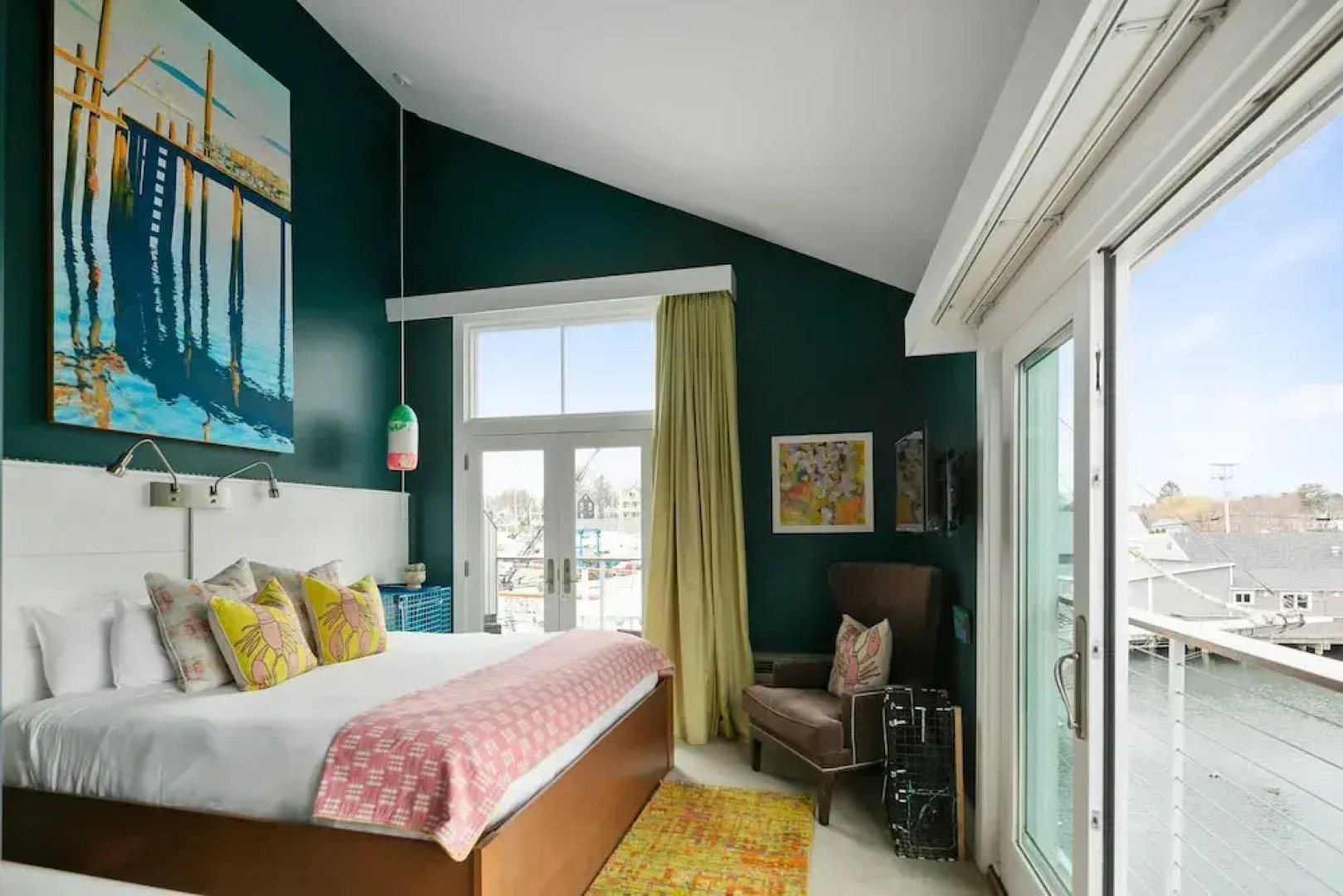 The Boathouse Waterfront Hotel & Marina